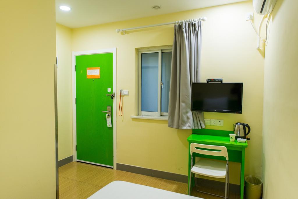 Hi Inn Shenyang Fengtian Street Екстериор снимка