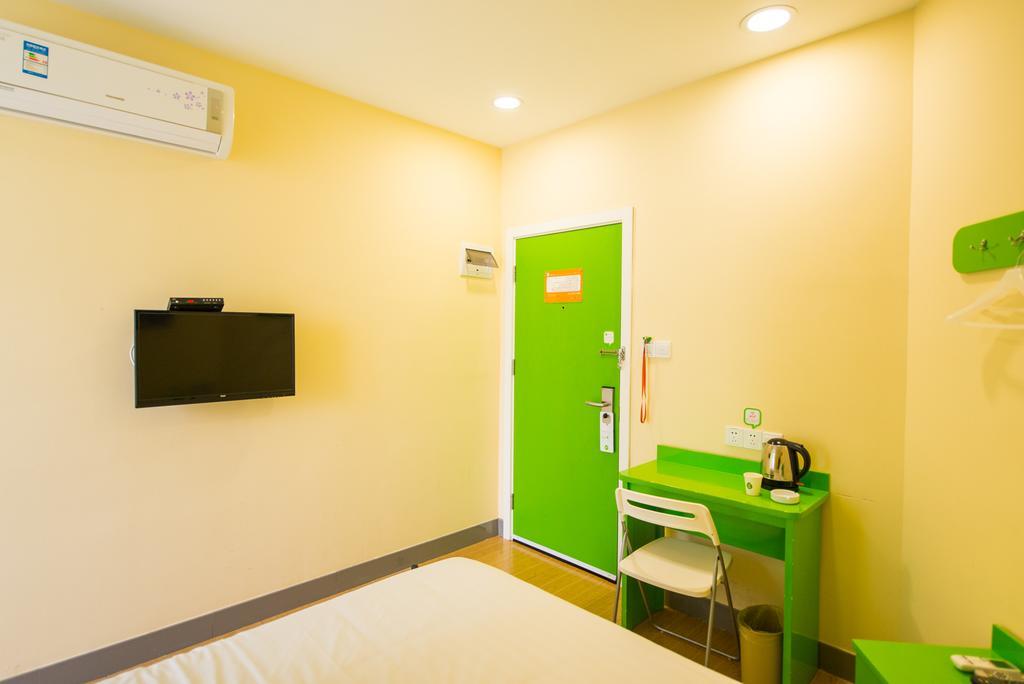 Hi Inn Shenyang Fengtian Street Екстериор снимка